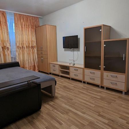 חארקיב Уютно И По Домашнему Комфортно Студенческая 2К Кв Зубенко 19 מראה חיצוני תמונה